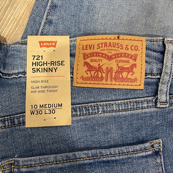 Levi’s 721 High-Rise Skinny Jeans size 30 - Picture 5 of 7